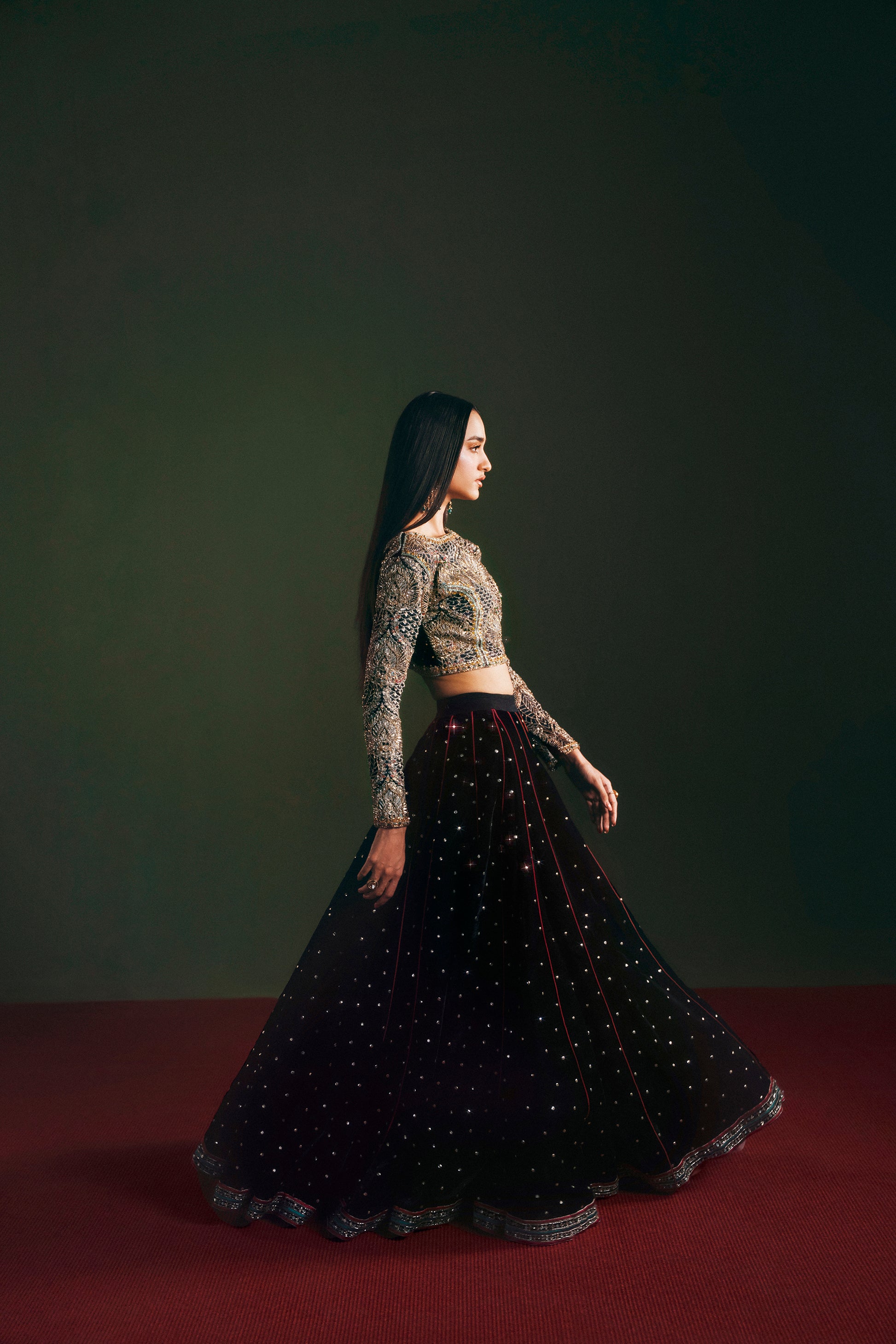 Lehnga Choli 2 Piece Huma Bajwa Pakistani bridal lehenga choli styling