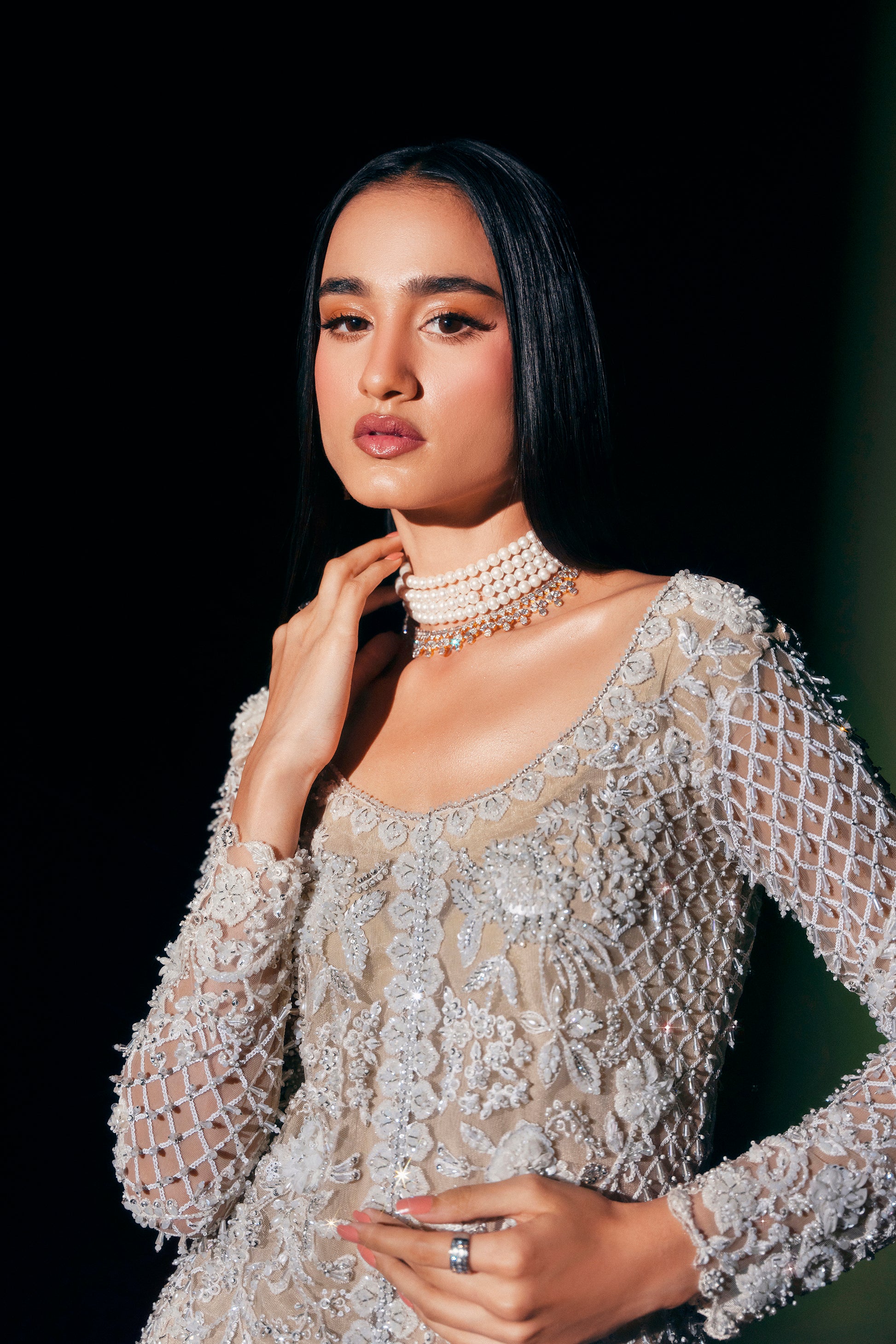 Pakistani shirt trouser 3 piece suit premium tailoring detail