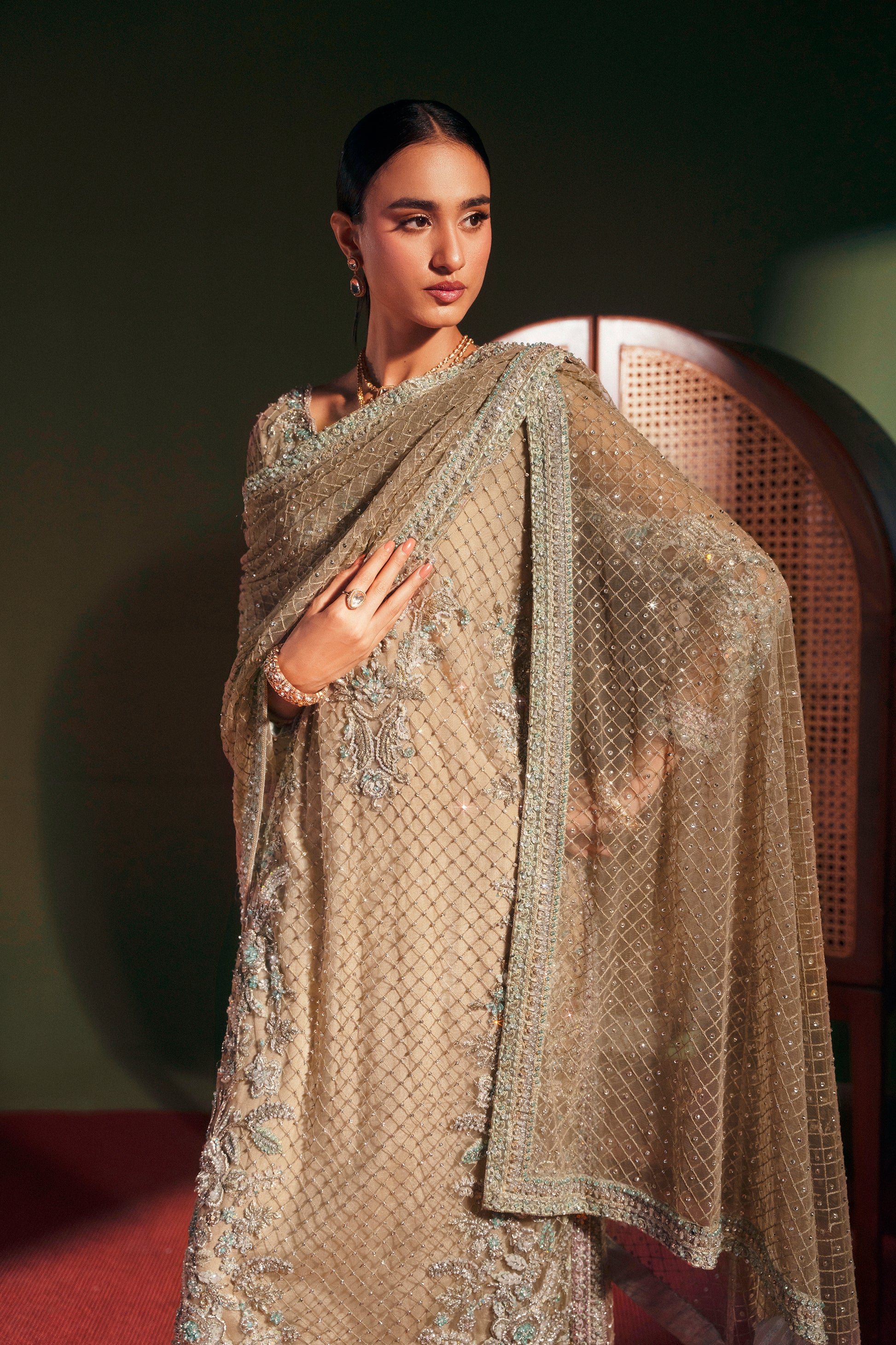 Embroidered Pakistani shirt trouser 3 piece suit detail