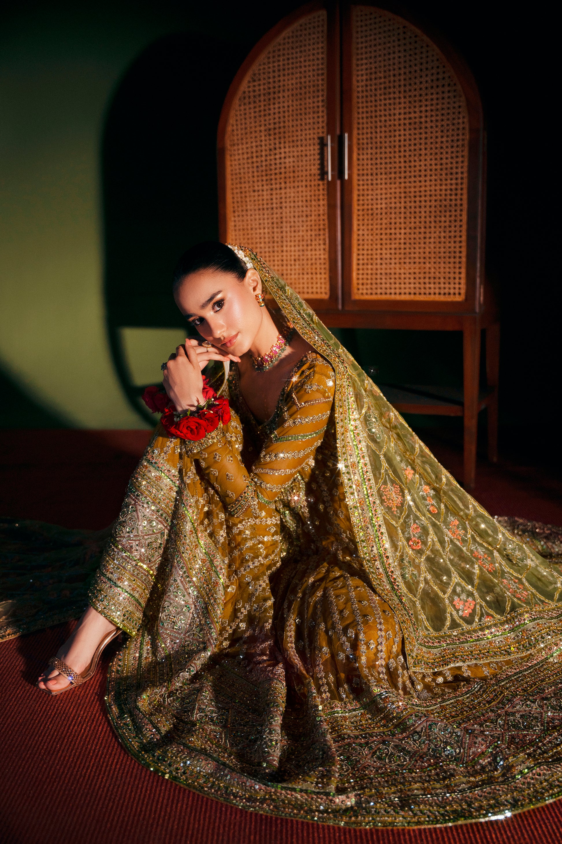 premium women’s formal fashion outfit black-